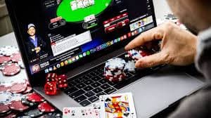 Aplikasi mobile depot69 menampilkan tabel live casino dengan dealer langsung